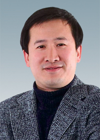 杨世滨：稳扎稳打 走过波动期